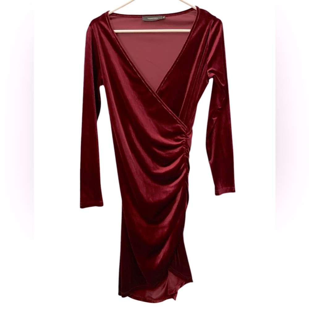 NWOT VENSTINA DRESS SIDE ROUCHE
